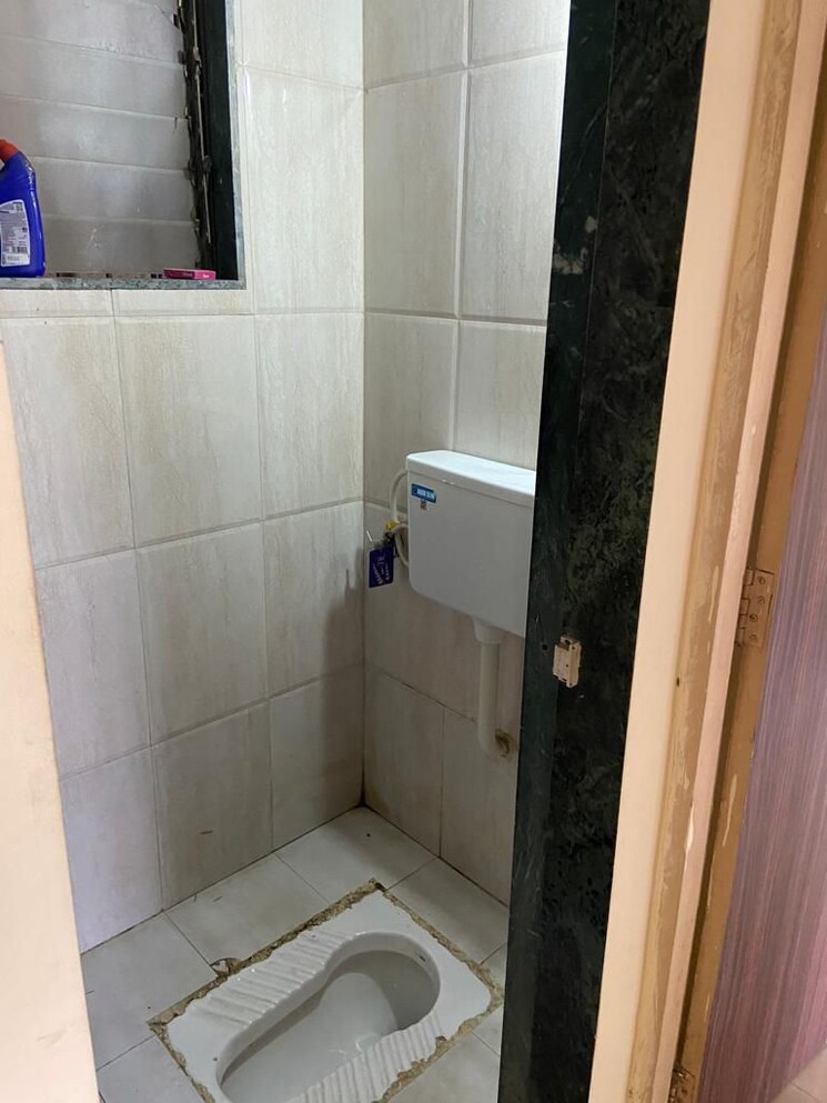 Bathroom, puranik-rumah-bali 1 Bedroom 300 Sq.Ft. Apartment In Ghodbunder Road Thane 9348302