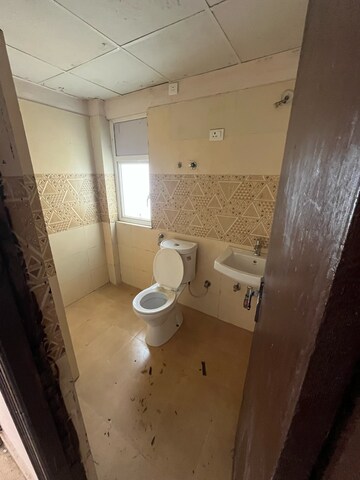 Bathroom in 2 BHK Apartment at Amrapali Golf Homes, Haibatpur – for Sale