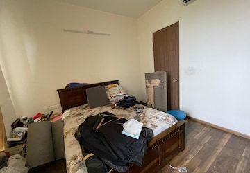 Bedroom in 2 BHK Apartment at Parel – for Sale