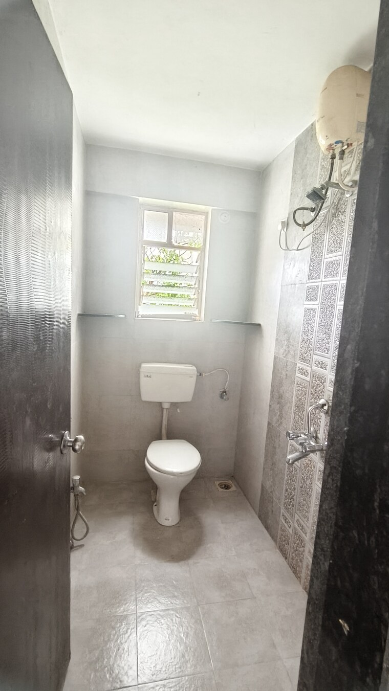 Bathroom, kharadi 1 Bedroom 540 Sq.Ft. Builder Floor In Kharadi Pune 9348319