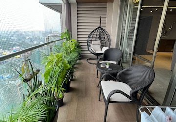 Balcony in 4 BHK Apartment at Chembur – for Rent