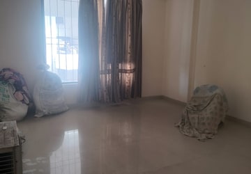 Room in 3 BHK Apartment at Rutuparna Apartments, Baner – for Rent