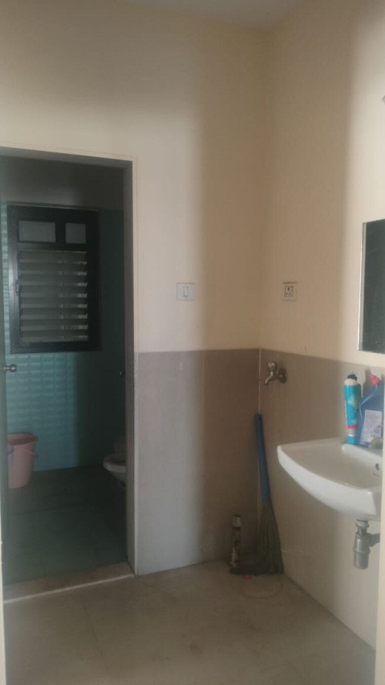 Bathroom, rutuparna-apartments 3 Bedroom 1350 Sq.Ft. Apartment In Baner Pune 9348345