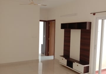 Room in 2 BHK Apartment at Prestige Primrose Hills, Banashankari 6th Stage – for Rent