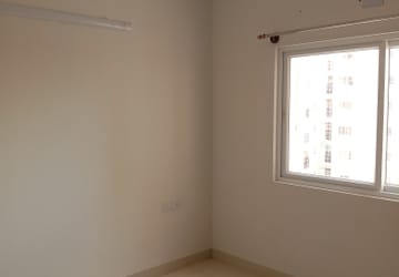 Room in 2 BHK Apartment at Prestige Primrose Hills, Banashankari 6th Stage – for Rent