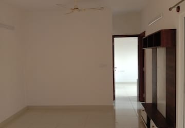 Room in 2 BHK Apartment at Prestige Primrose Hills, Banashankari 6th Stage – for Rent
