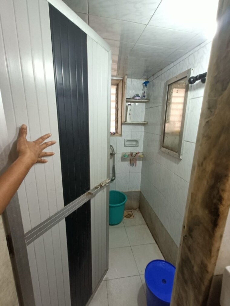 Balcony, mahakali-model-town 1 RK 350 Sq.Ft. Apartment In Jogeshwari East Mumbai 9348375