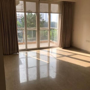 Room in 3 BHK Builder Floor at Adani Samsara, Sector 60 – for Rent