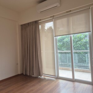 Room in 3 BHK Builder Floor at Adani Samsara, Sector 60 – for Rent