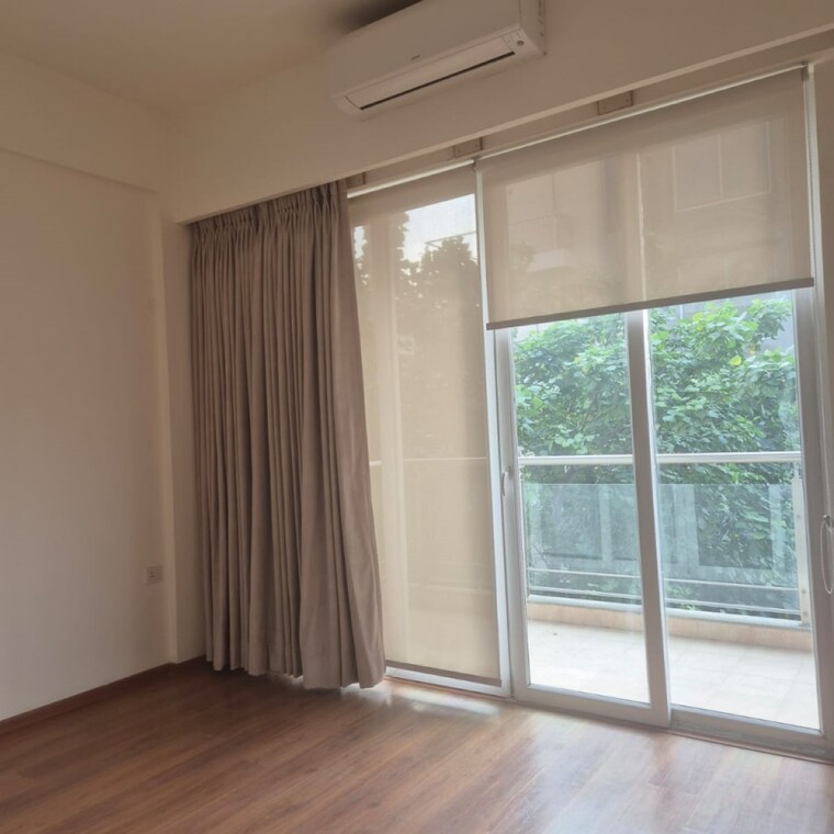 Room, adani-samsara 3 Bedroom 267 Sq.Yd. Builder Floor In Sector 60 Gurgaon 9348360