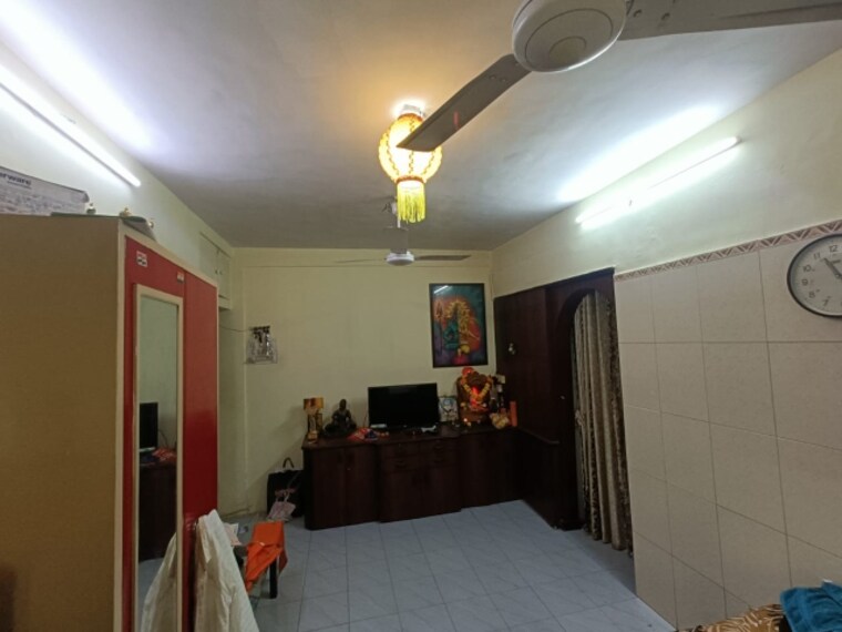 Bedroom, mahakali-model-town 1 RK 350 Sq.Ft. Apartment In Jogeshwari East Mumbai 9348375