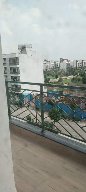 Balcony in 2.5 BHK Builder Floor at Central Park Cerise Suites, Sohna Sector 33 – for Rent