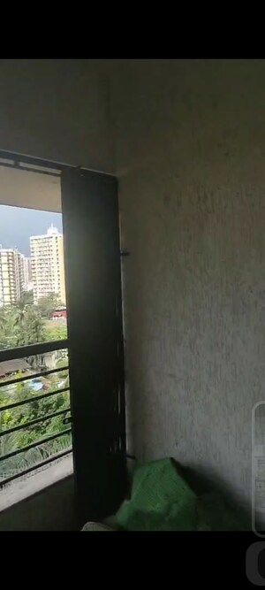 Furnished Amenities in 3 BHK Apartment at Green Acres Apartment, Waghbil – for Rent