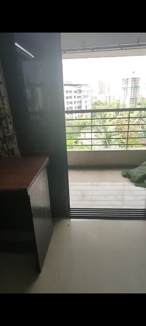 Staircase in 3 BHK Apartment at Green Acres Apartment, Waghbil – for Rent