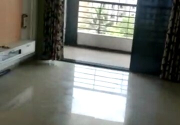 Room in 3 BHK Apartment at Green Acres Apartment, Waghbil – for Rent