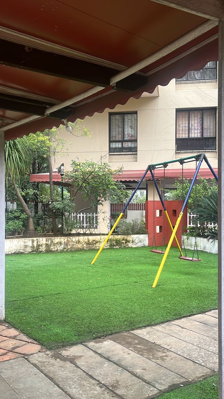 Garden, atul-westernhills 3 Bedroom 2000 Sq.Ft. Penthouse In Baner Pune 9348384