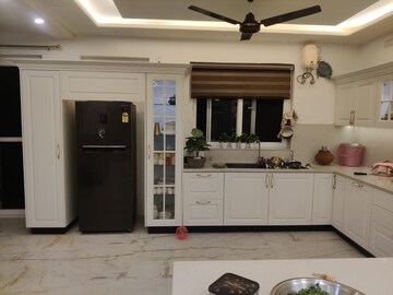 Living Room in 4 BHK Builder Floor at Sector 27 – for Sale