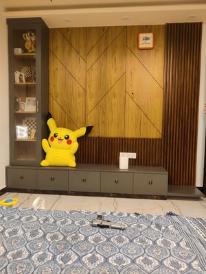 Living Room in 4 BHK Builder Floor at Sector 27 – for Sale