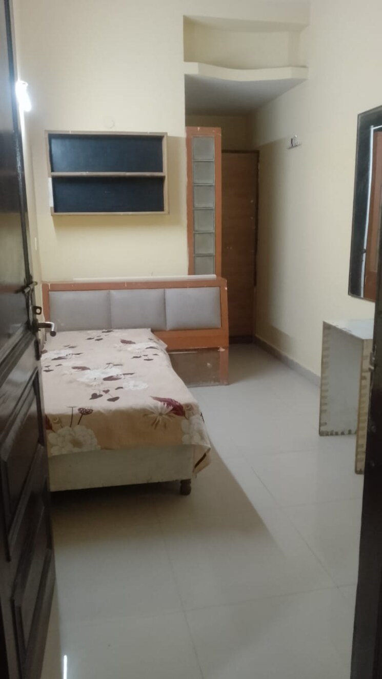 Bedroom, old rajinder nagar 1 RK 650 Sq.Ft. Apartment In Old Rajinder Nagar Delhi 9348395