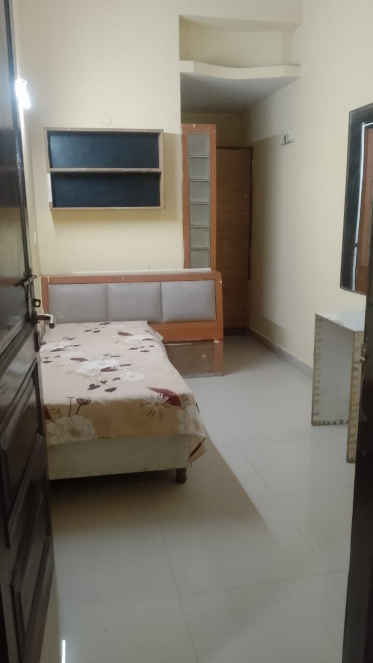 Bedroom, old rajinder nagar 1 RK 650 Sq.Ft. Apartment In Old Rajinder Nagar Delhi 9348395