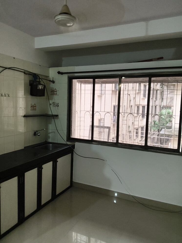 Kitchen, vile parle east 1 RK 250 Sq.Ft. Apartment In Vile Parle East Mumbai 9348424