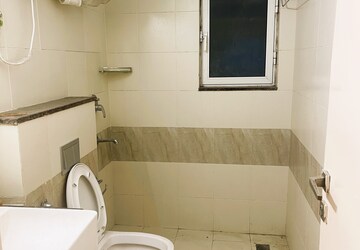 Bathroom in 2 BHK Apartment at M3M Marina, Sector 68 – for Rent