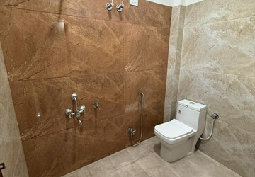 Bathroom in 3 BHK Villa at Faizabad Road – for Sale