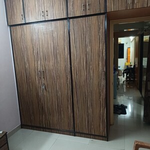 Room in 2 BHK Apartment at Kailash Complex Bhandup West, Valmik Nagar – for Rent