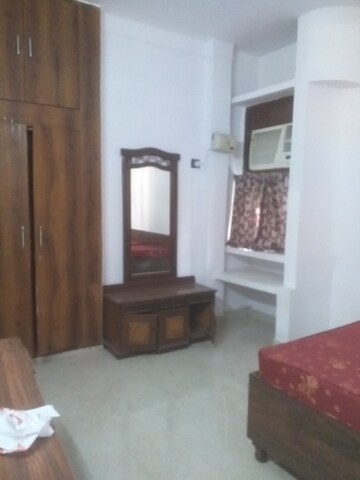 Bedroom in 1.5 BHK Builder Floor at New Rajinder Nagar – for Rent