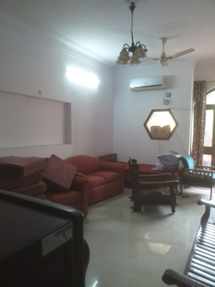 Living Room, new rajinder nagar 1.5 Bedroom 1180 Sq.Ft. Builder Floor In New Rajinder Nagar Delhi 9348500