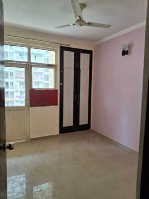 3 BHK Apartment For Rent in Proview Officer City 2, Raj Nagar Extension