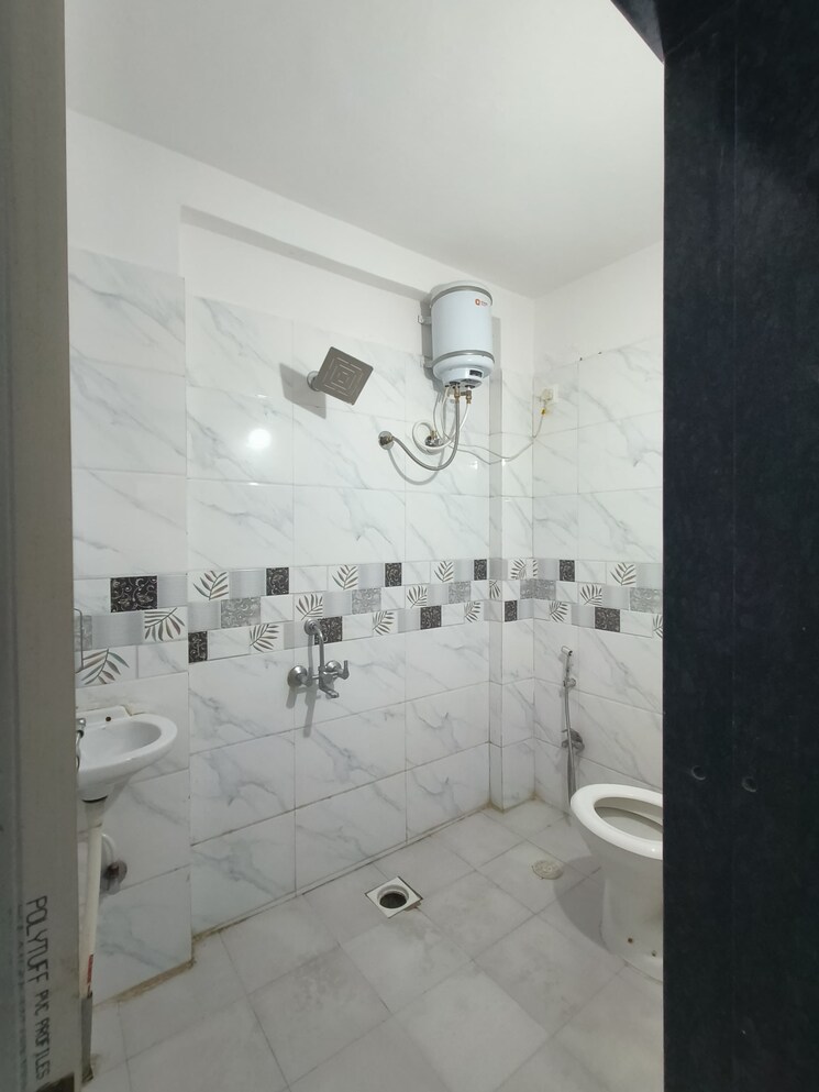 Bathroom, ganesh nagar 1 Bedroom 580 Sq.Ft. Apartment In Ganesh Nagar Pune 9348475