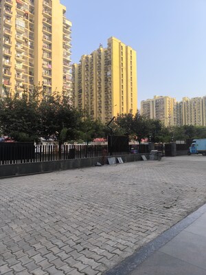  Shop – Exterior View View at Spectrum Metro, Sector 75 - for Rent