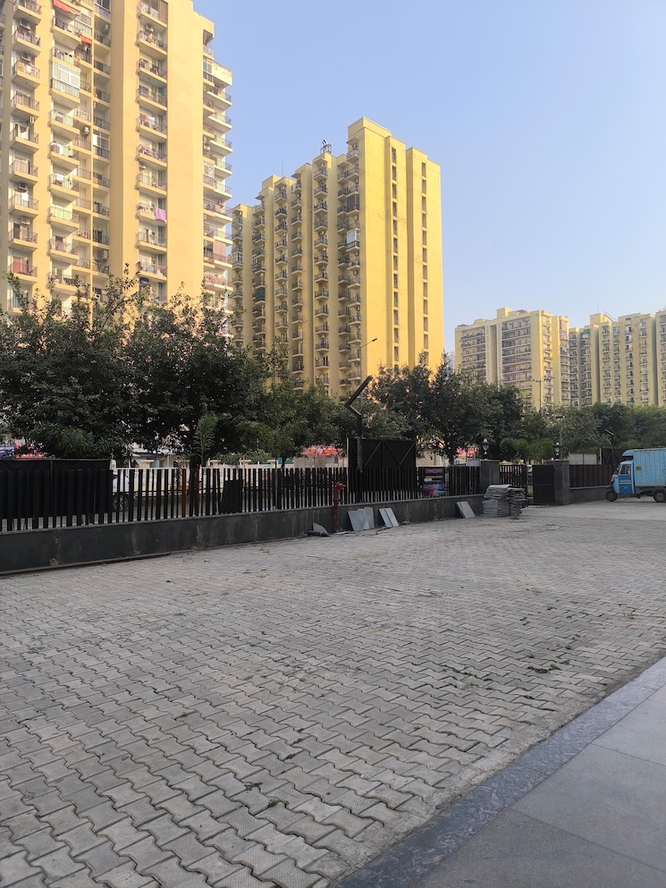 Exterior View, spectrum-metro Commercial Shop 425 Sq.Ft. In Sector 75 Noida 9348483