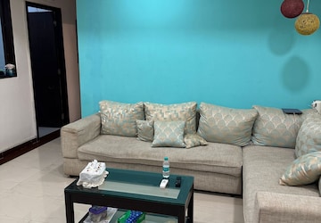2 BHK Apartment For Rent in New Neelam CHS, Versova