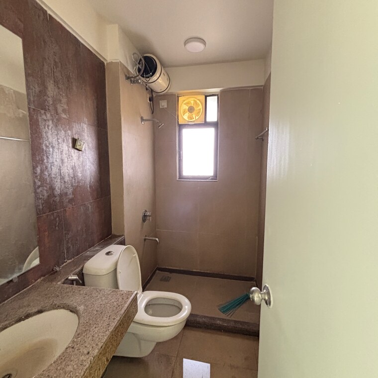 Bathroom, mahindra-lifespaces-splendour 3 Bedroom 1170 Sq.Ft. Apartment In Gkw Colony Mumbai 9348480