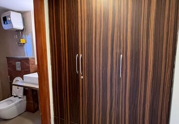 Bedroom in 3 BHK Builder Floor at Super Mart 1, Sector 27 – for Rent