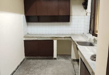 Kitchen in 2 BHK Apartment at Arun Vihar Sector 37, Sector 37 – for Rent