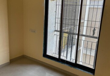 Room in 1 BHK Apartment at Hiranandani The Walk, Ghodbunder Road – for Rent