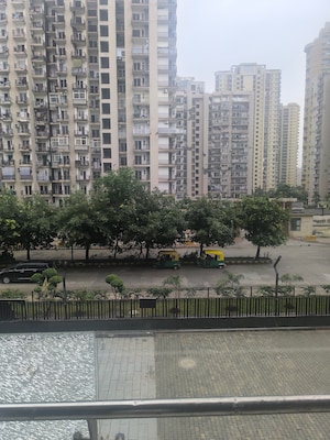  Shop – Exterior View View at Spectrum Metro, Sector 75 - for Rent