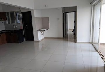 Room in 3 BHK Apartment at Kolte Patil Beryl, Kharadi – for Rent