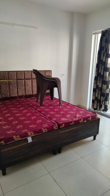 Bedroom in 3 BHK Apartment at Sushma Valencia, International Airport Road – for Rent