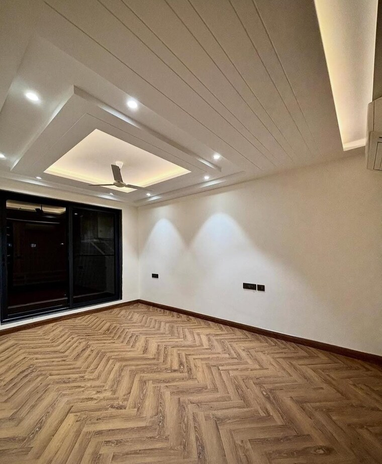 Room, bp-homes 4 Bedroom 350 Sq.Yd. Builder Floor In Sector 85 Faridabad 9348545