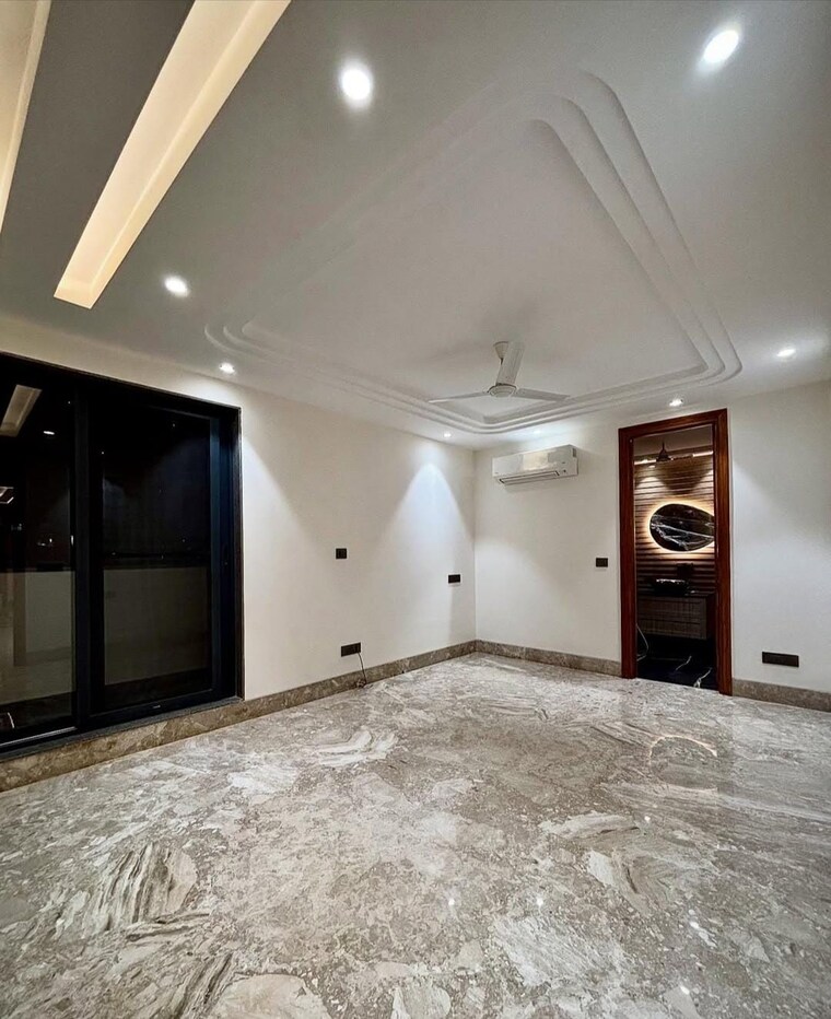 Room, bp-homes 4 Bedroom 350 Sq.Yd. Builder Floor In Sector 85 Faridabad 9348545