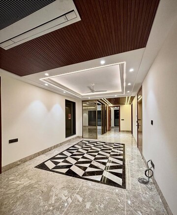 Living Room in 4 BHK Builder Floor at BP Homes, Sector 85 – for Sale