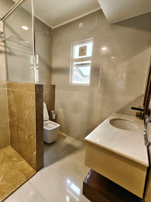  Office Space For Rent in Ansal Sushant Lok I, Sector 43