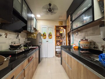 Kitchen in 1.5 BHK Apartment at Lodha Palava City, Dombivli East – for Sale