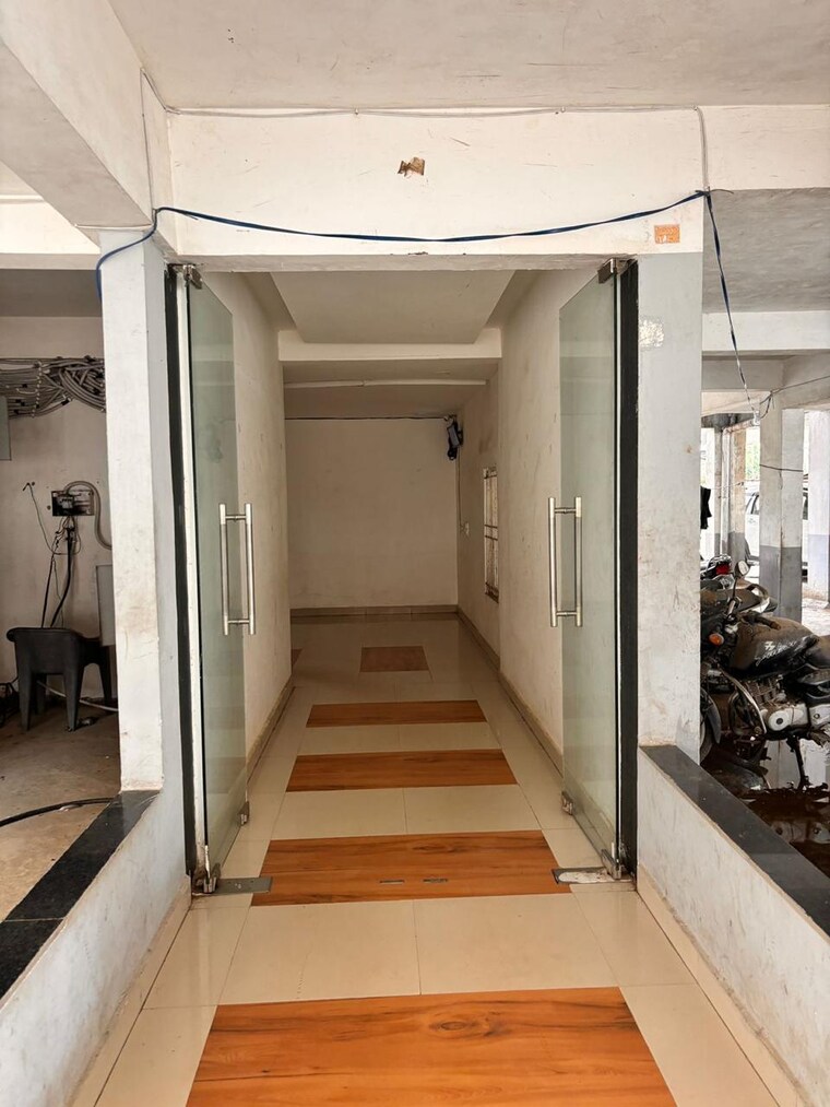 undefined, rsr-opel-orris 3 Bedroom 1400 Sq.Ft. Apartment In Shri Ram Colony Bhopal 9348546
