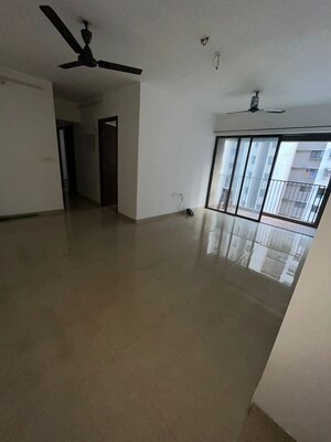 Room in 2.5 BHK Apartment at Lodha Palava Downtown Dombivli East, Dombivli East – for Rent
