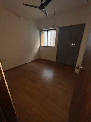 Room in 2.5 BHK Apartment at Lodha Palava Urbano D And E, Dombivli East – for Rent